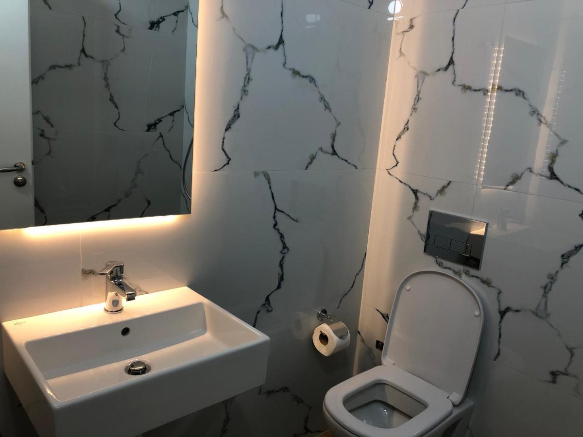 Hotel Tatzati 2 Sarande Luaran gambar