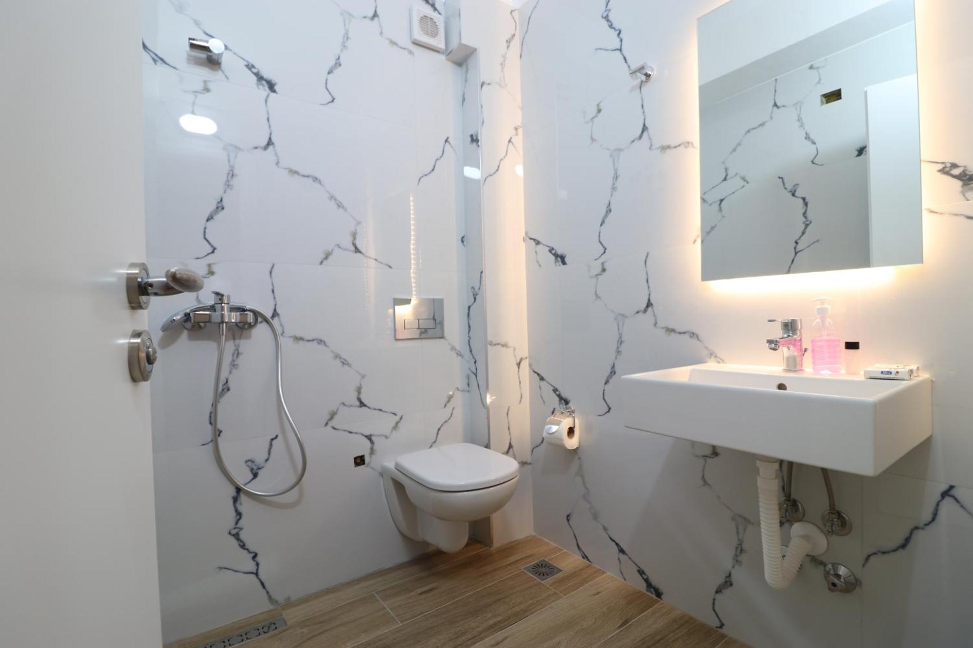 Hotel Tatzati 2 Sarande Luaran gambar