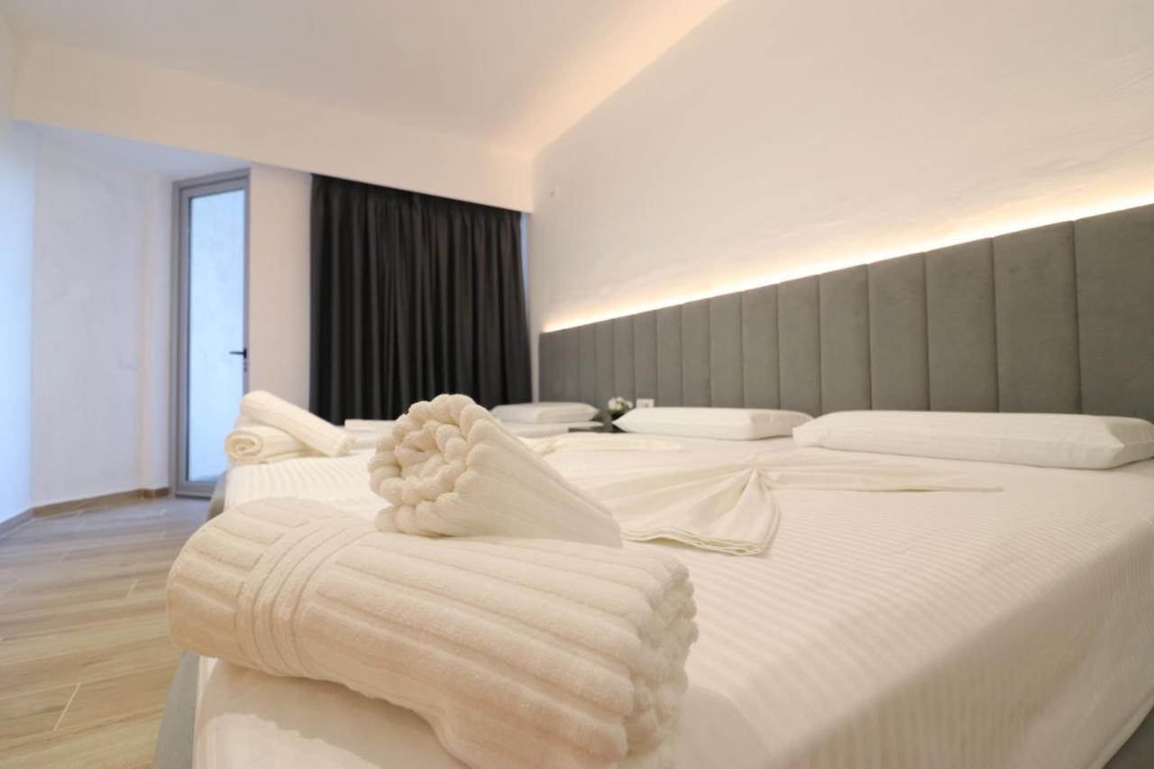 Hotel Tatzati 2 Sarande Luaran gambar