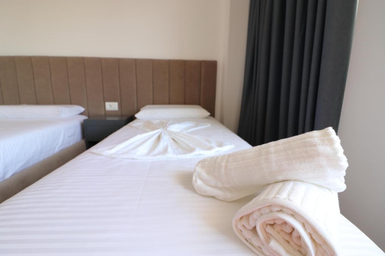 Hotel Tatzati 2 Sarande Luaran gambar